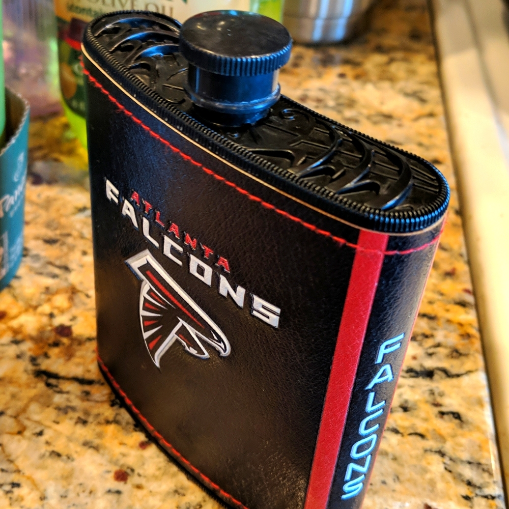 NWOT Atlanta Falcons Flask